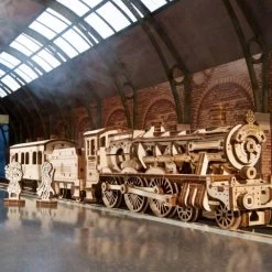 UGEARS Harry Potter Hogwarts Express Mechanical Model Kit
