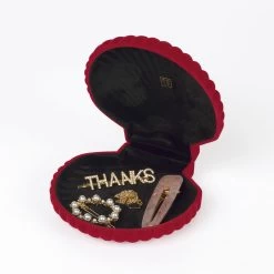 Venus Clamshell Jewellery Box