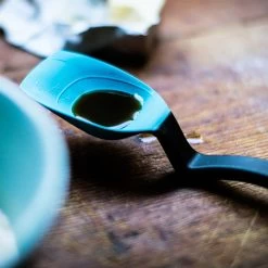 Supoon Sit-Up Measuring Scraping Spoon -Entertainment Toy Store yellow octopus supoon blue 2